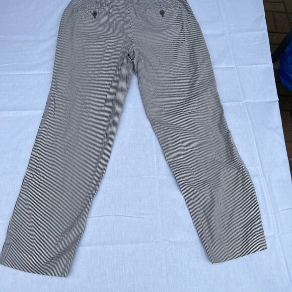 Talbots curvy striped slacks size 6 - Picture 3 of 5